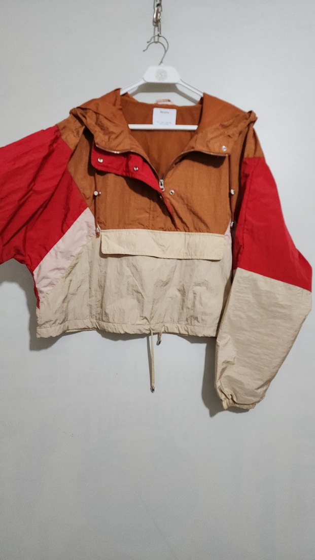 Bershka crop kesimi vintage ceket - Görsel 3