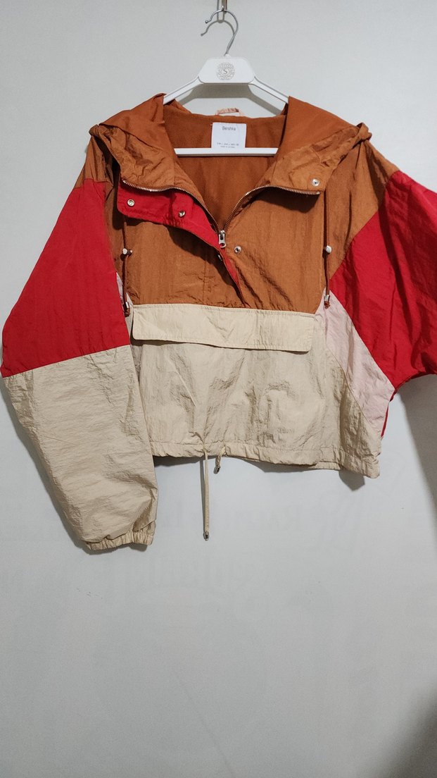 Bershka crop kesimi vintage ceket - Görsel 4