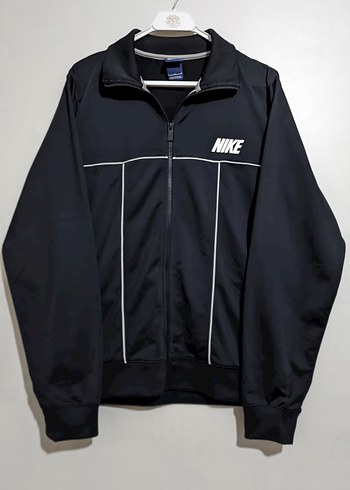 Nike m