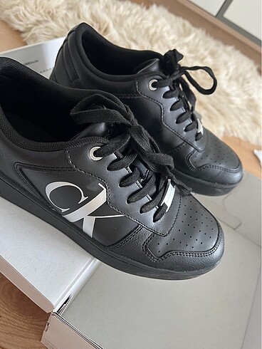 39 Beden Calvin Klein Sneaker