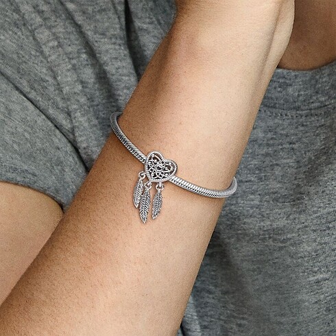  Beden pandora charm