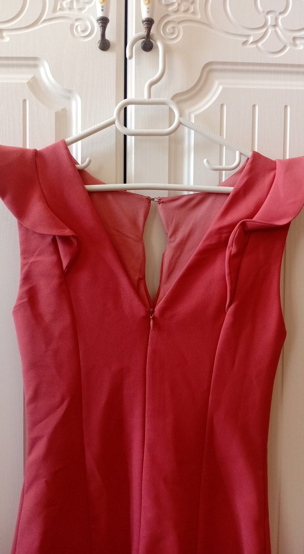 Pembe V Yakalı Fırfırlı Midi Elbise - Görsel 4