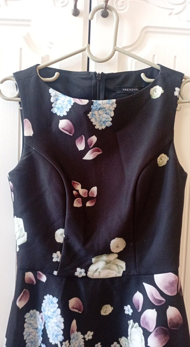 Çiçek Desenli Straplez Midi Elbise - Görsel 2