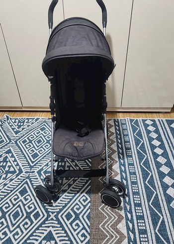 Diğer Siyah Katlanabilir Bebek Arabası