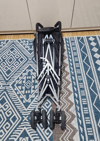 15-36 kg Beden siyah Renk Siyah Katlanabilir Bebek Arabası