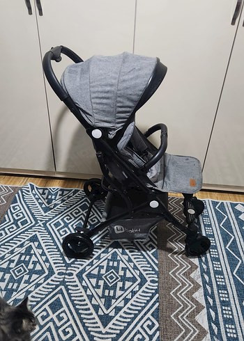 Gri Bebek Arabası Katlanabilir Hafif Model