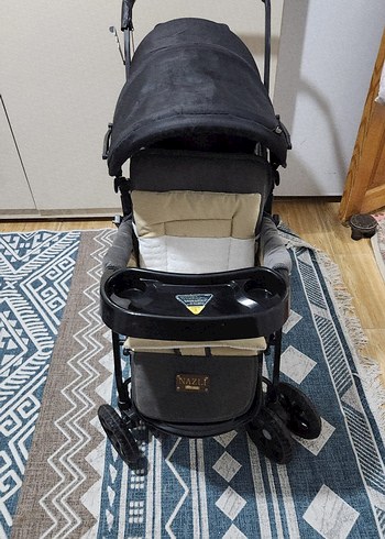 Kraft Siyah Bebek Arabası Katlanabilir ve Rahat