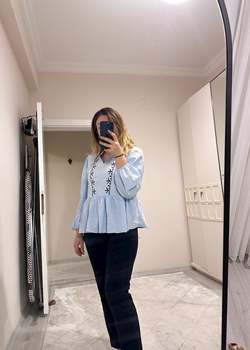 Mavi Batik Desenli Uzun Kollu Kadın Bluz - Görsel 4