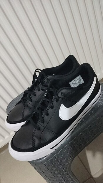 39 Beden siyah Renk Nike spor ayakkabı 
