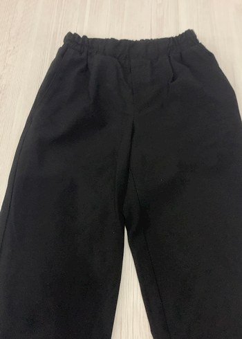 Bershka Siyah Kadın Midi Kumaş Pantolon