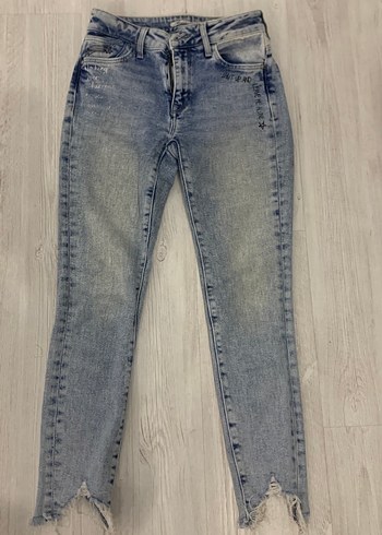 Gri Mavi Batik Desenli Regular Fit Kadın Jean
