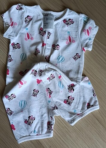 H&M kız bebek alttan çıtçıtlı tulum 74 ay