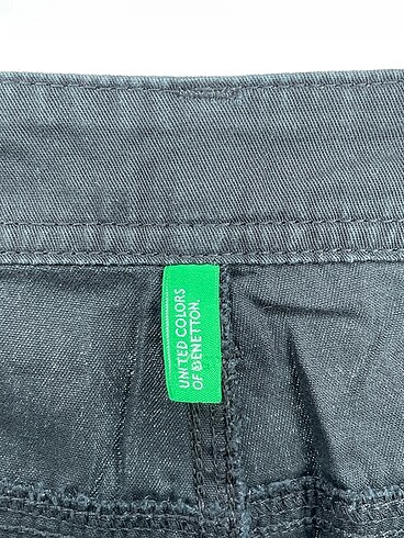 40 Beden siyah Renk Benetton Mini Şort %70 İndirimli.