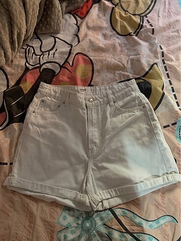 Beyaz denim şort