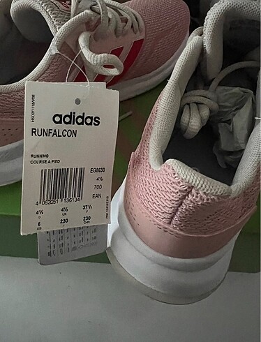 37,5 Beden Adidas Runfalcon Spor Ayakkabı