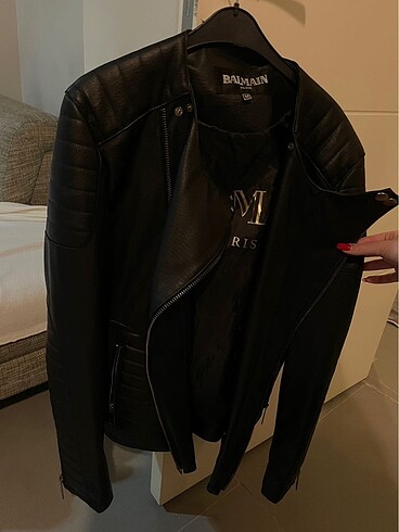 m Beden siyah Renk Balmain deri ceket