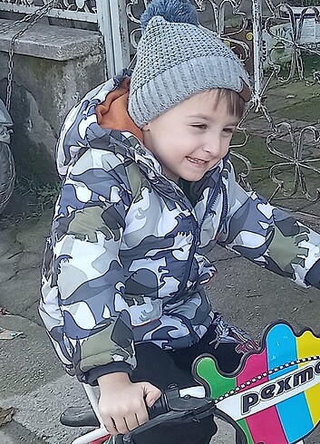 5 Yaş Beden Mont.