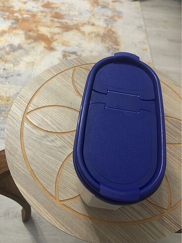 Tupperware erzak kabı