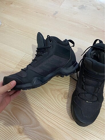 42.5 Beden siyah Renk Adidas terrex ERKEK