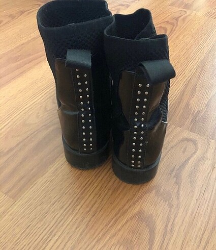 38 Beden Zara bot