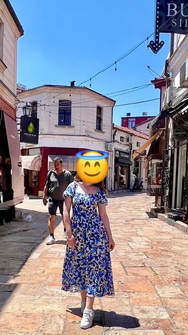 Mavi Desenli Uzun Kadın Elbise - Görsel 2