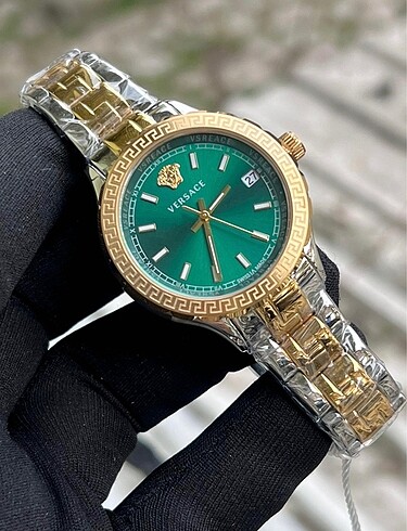 Versace saat
