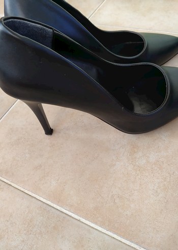 Siyah Modern Klasik Stiletto Topuklu Kadın Ayakkabı - Görsel 4