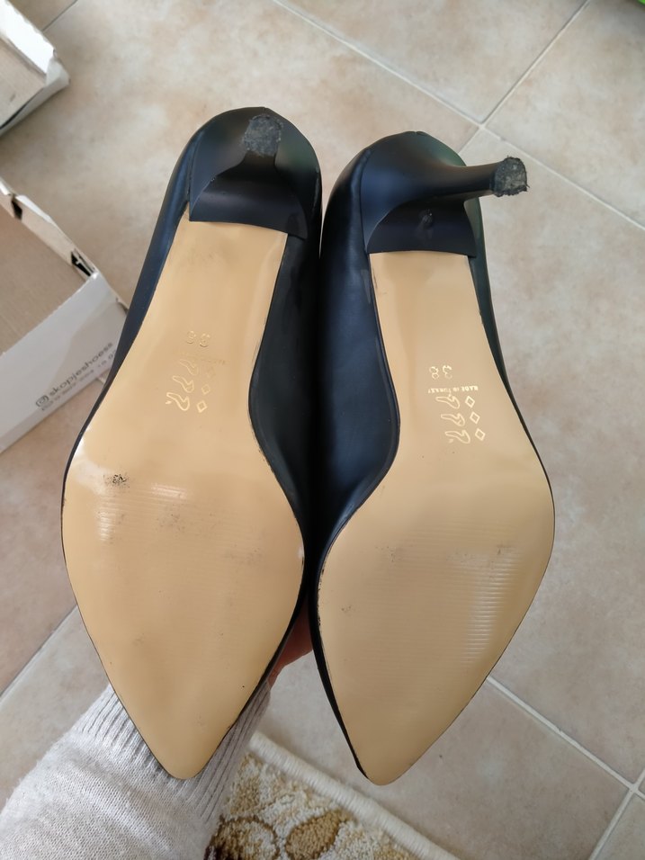 Siyah Modern Klasik Stiletto Topuklu Kadın Ayakkabı - Görsel 3