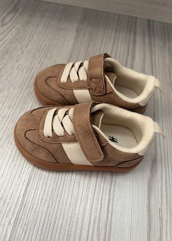 19 Beden kahverengi Renk H&M erkek bebek ayakkabı