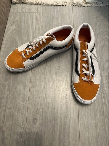 45 Beden çeşitli Renk Vans Turuncu-Beyaz Old Skool 46 Numara Erkek Sneakers