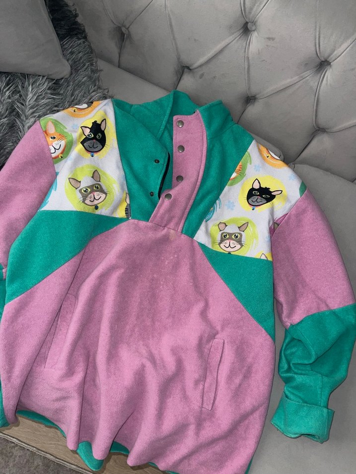 Düğmeli, Baskılı Pastel Renkli Kedi Kıyafeti - Görsel 3