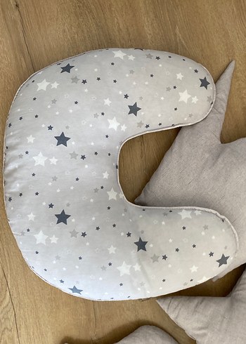 Gri yıldız desenli Hamile ve Emzirme Yastığı 
Figürlü yastık set - Görsel 7