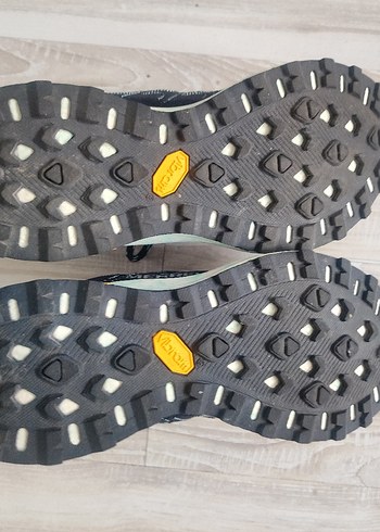 Gri Çok Renkli Kadın Spor Ayakkabı Bağcıkları - Görsel 3