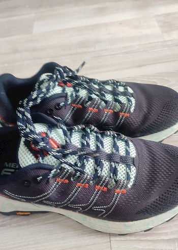 Merrell 38