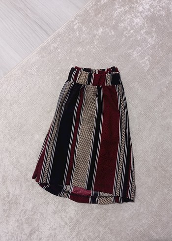 Bordo Çizgili Şort - Görsel 4