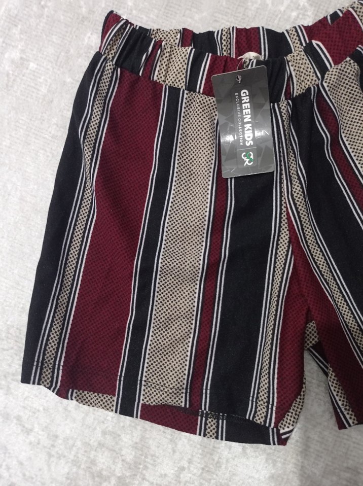 Bordo Çizgili Şort - Görsel 2