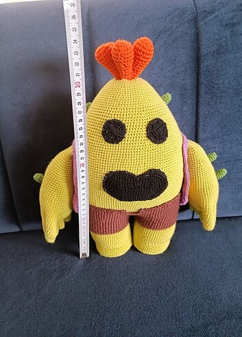 Spike amigurumi 