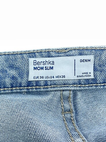 36 Beden çeşitli Renk Bershka Jean / Kot %70 İndirimli.