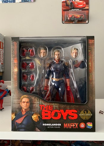 The Boys Homelander Mafex Aksiyon Figürü