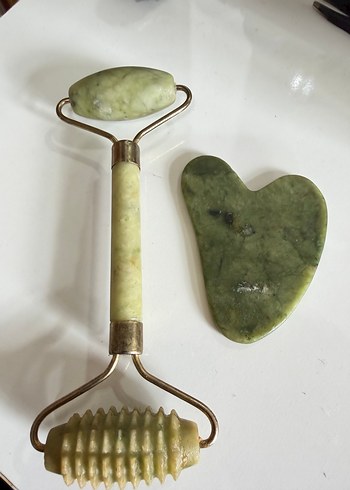 Yeşim Taşı Yüz Masaj Aleti ve Gua Sha - Görsel 2