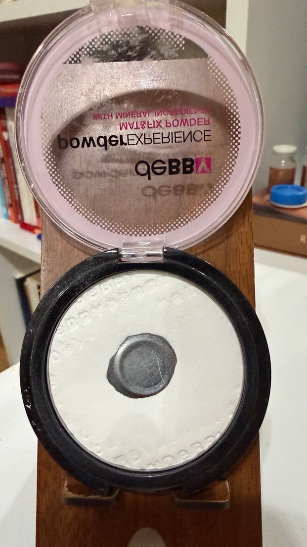 Debby Matlaştırıcı Mineral İçerikli şeffaf Pudra - Görsel 3