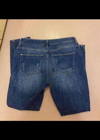 Nakışlı Düğmeli Mavi Kadın Kot Pantolon - Görsel 3