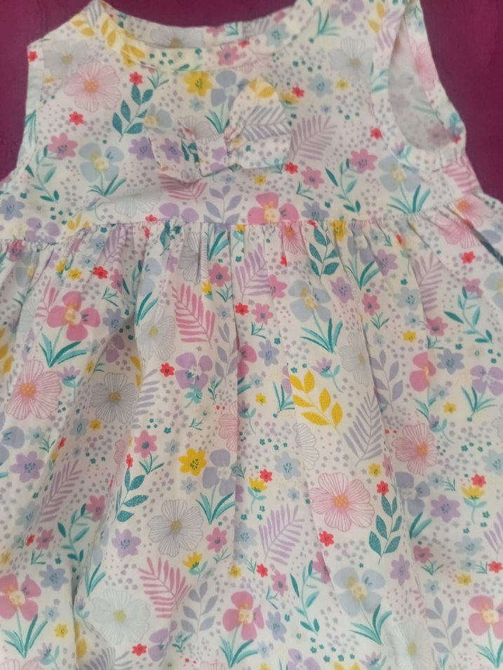 Çiçek Desenli Kolsuz Kız Elbisesi - Görsel 2