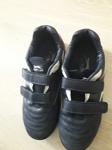 35 Beden Spor ayakkabı 