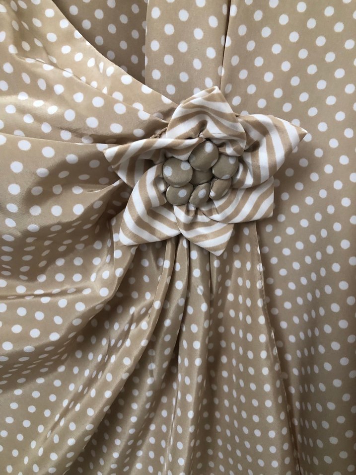 Bej Puantiyeli Drapeli Kadın Gömlek - Görsel 2