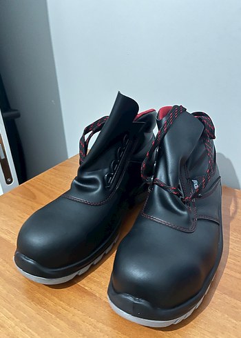 Yds iş botu 44 numara - Görsel 3