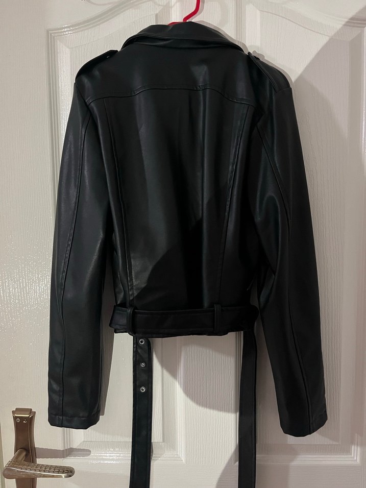Kemerli Siyah Kadın Deri Biker Ceket - Görsel 2