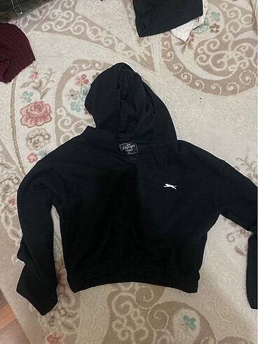 Crop sweatshirt