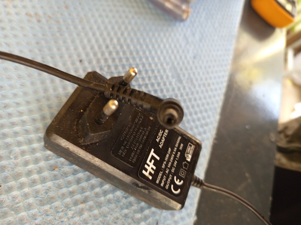 HFT DC adaptör 24 volt 1.50 amper - Görsel 5