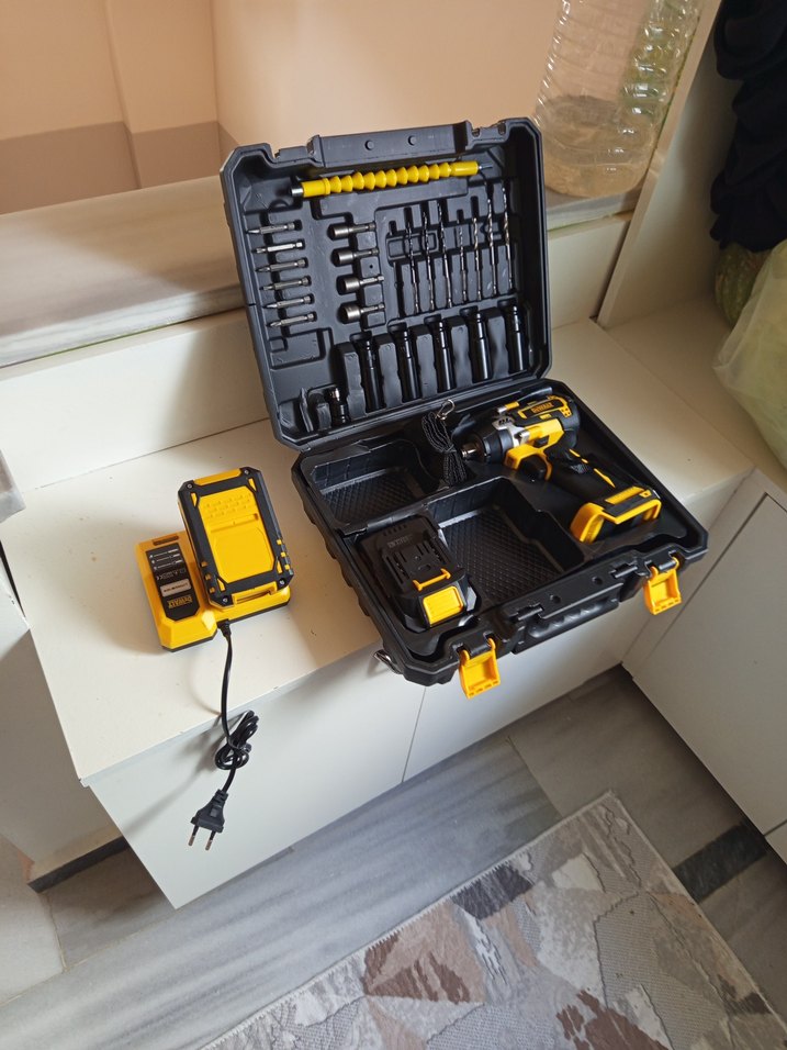 Sarı Kablosuz Matkap Seti Dewalt - Görsel 2